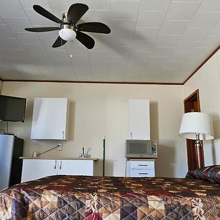 Super Nights Inn 苏圣玛丽 外观 照片